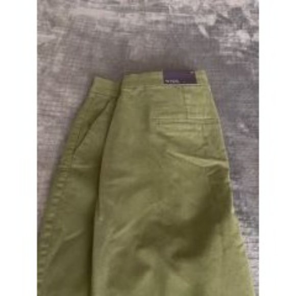 50% or more Off Name Brand Clothes ** NYPDJ Cropped Pants SIZE 14 - Picture 3 of 4